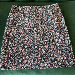 Velvet floral skirt. Size 0 Petite. Perfect condition